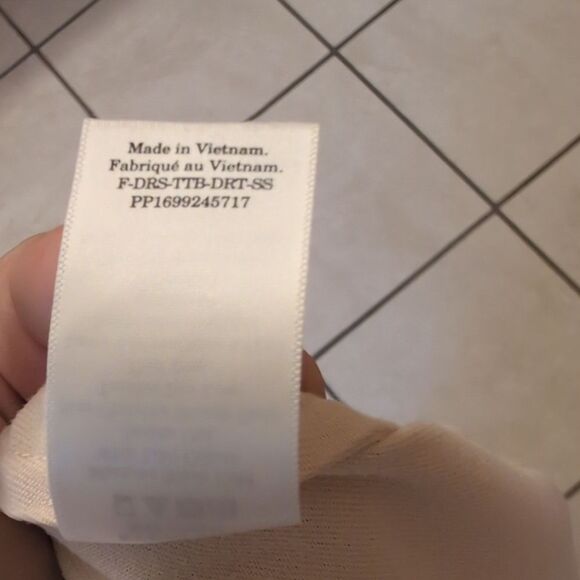 Everlane Tencel The Puff Sleeve Dress Cream Beige White Size M - Picture 6 of 12